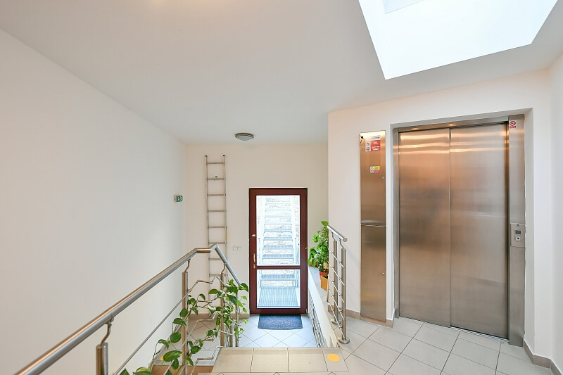 V Podbabě, Dejvice - Praha 6 | Prodej, Byt 4+kk, 101 m²