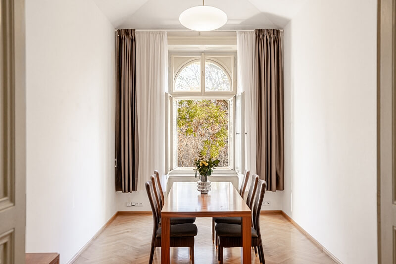 Janáčkovo nábřeží, Malá Strana - Prague 5 | Rent, Apartment Two-bedroom (3+1), 115 m²