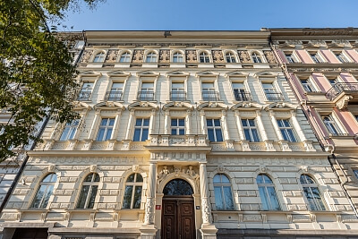 Janáčkovo nábřeží, Malá Strana - Prague 5 | Rent, Apartment Two-bedroom (3+1), 115 m²