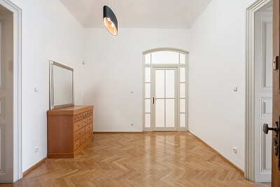 Janáčkovo nábřeží, Malá Strana - Prague 5 | Rent, Apartment Two-bedroom (3+1), 114 m²