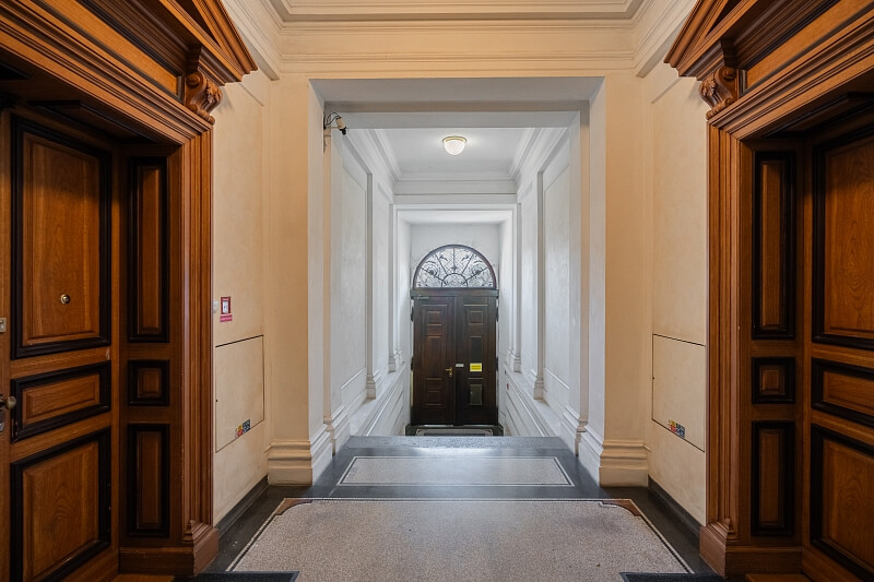 Janáčkovo nábřeží, Malá Strana - Prague 5 | Rent, Apartment Two-bedroom (3+1), 114 m²