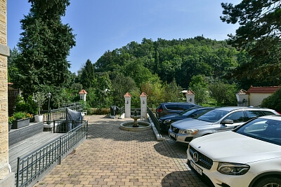 V Šáreckém údolí, Dejvice - Prague 6 | Rent, Apartment One-bedroom (2+kk), 52 m²