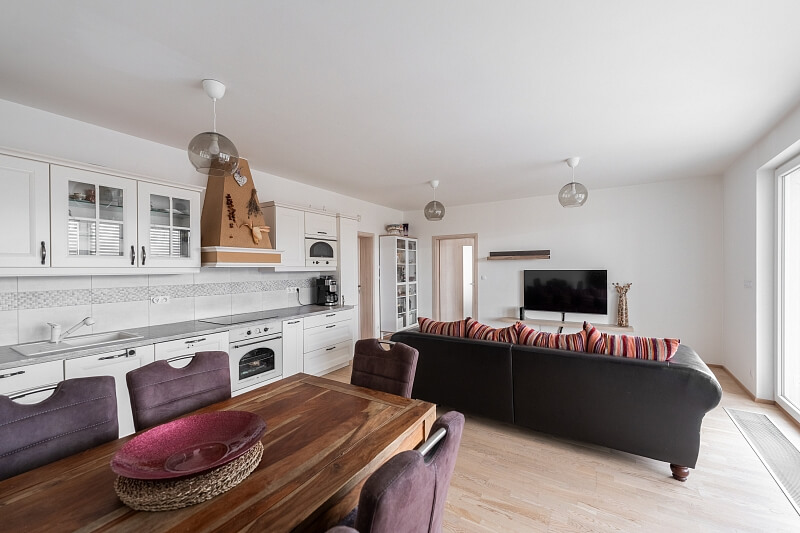 Na Maninách, Holešovice - Praha 7 | Pronájem, Byt 4+kk, 107 m²