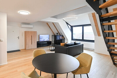 Řeporyjská, Jinonice - Prague 5 | Rent, Apartment One-bedroom (2+kk), 78 m²