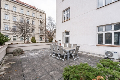 Koperníkova, Vinohrady - Prague 2 | Sale, Apartment One-bedroom (2+kk), 121 m²
