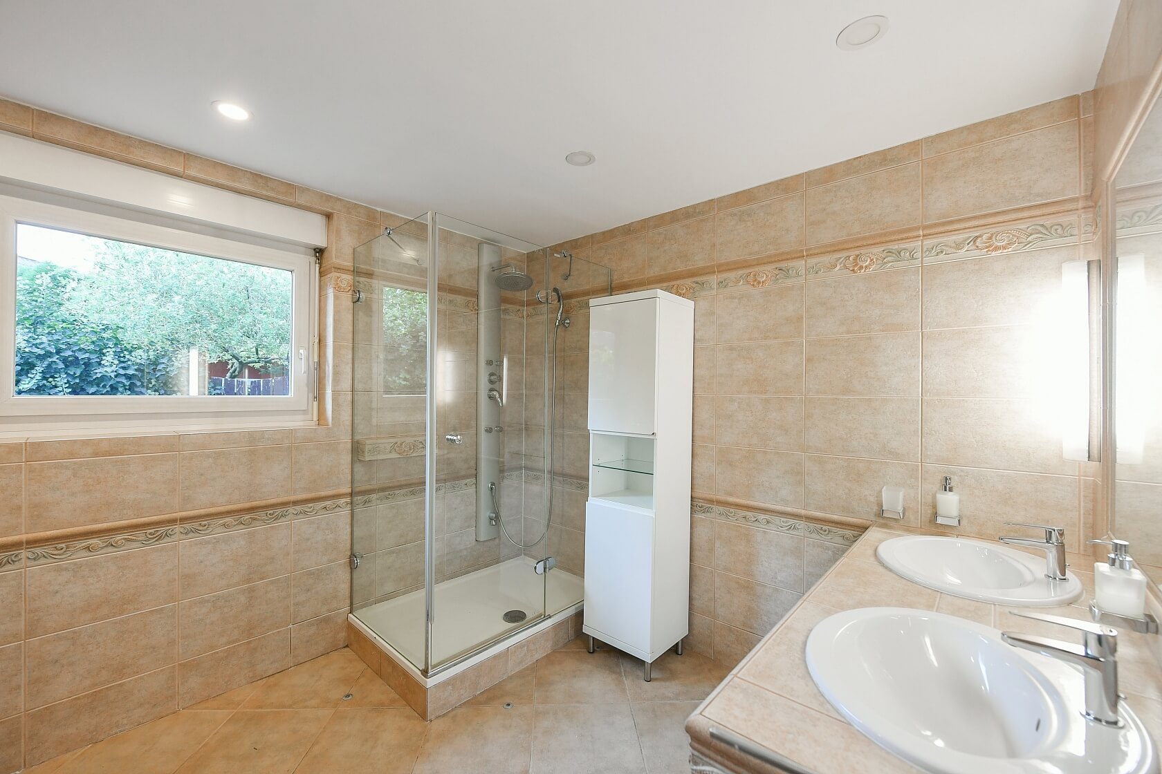 Vilová II, Vestec - Praha-západ | Prodej, Rodinný dům 6+kk, 289 m²