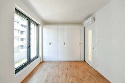 Tetauerova, Žižkov - Prague 3 | Rent, Apartment Two-bedroom (3+kk), 100 m²