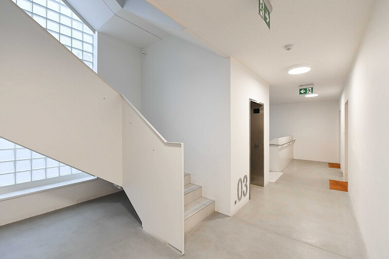 Holečkova, Smíchov - Prague 5 | Rent, Apartment Studio (1+kk), 37 m²