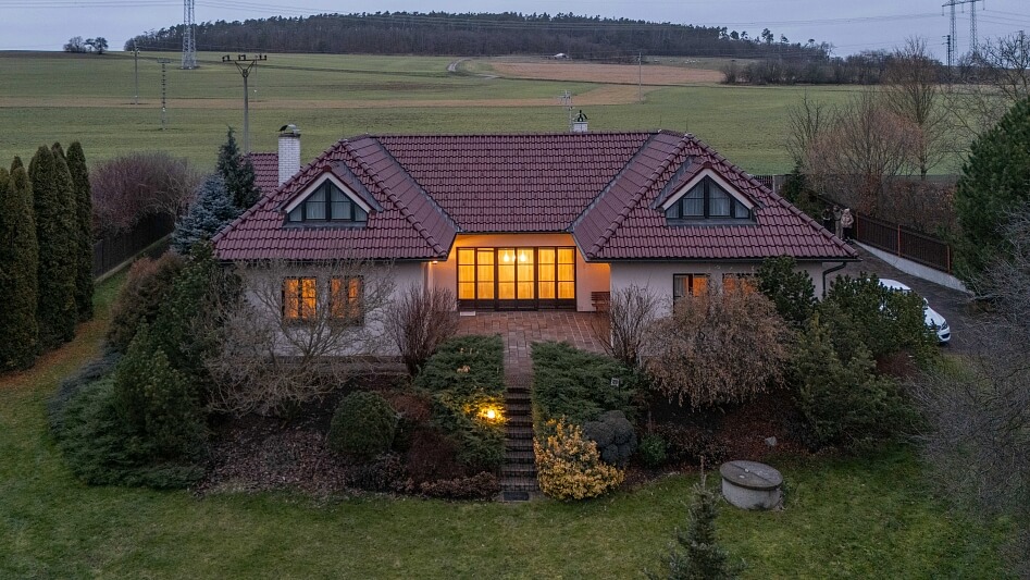 Štěchovice - Praha-západ | Sale, House Four-bedroom (5+kk), 254 m²