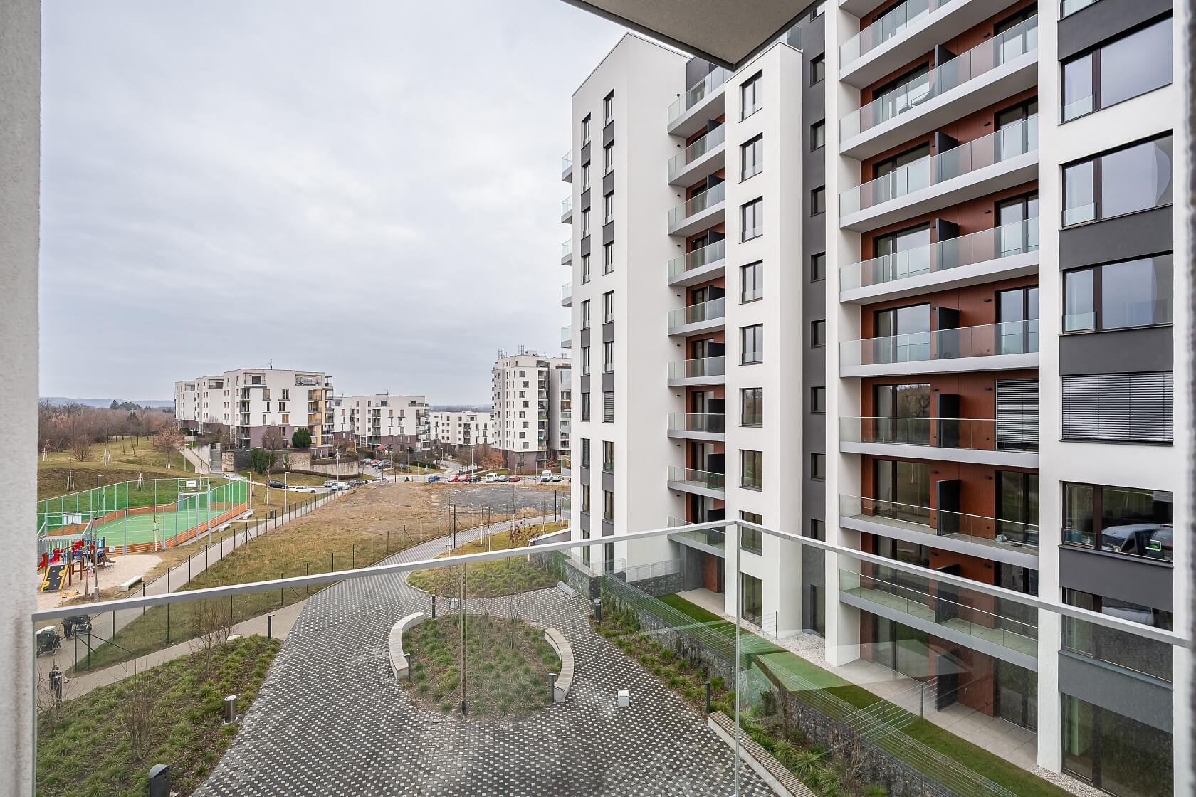 V Třešňovce, Hrdlořezy - Praha 9 | Pronájem, Byt 1+kk, 37 m²