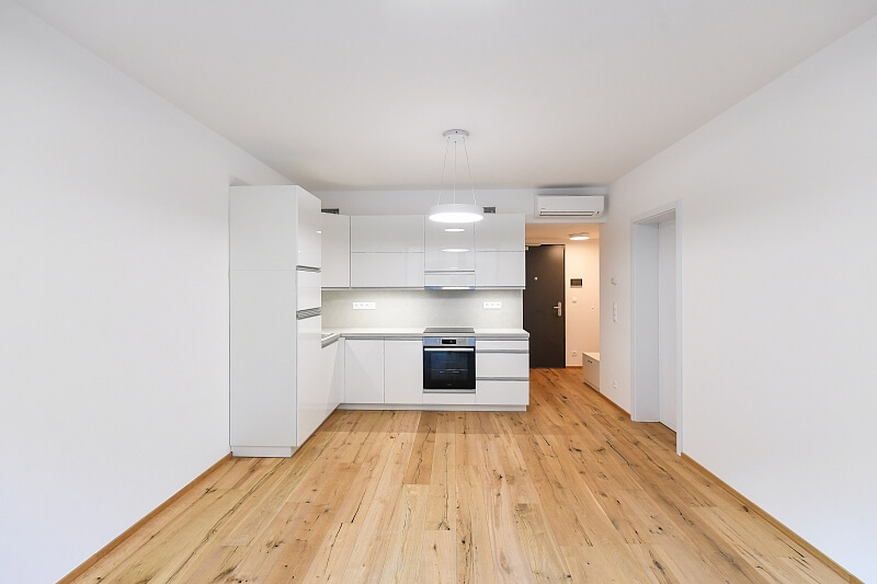 Sokolovská, Karlín - Prague 8 | Rent, Apartment One-bedroom (2+kk), 49 m²