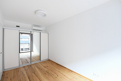 Sokolovská, Karlín - Prague 8 | Rent, Apartment One-bedroom (2+kk), 49 m²