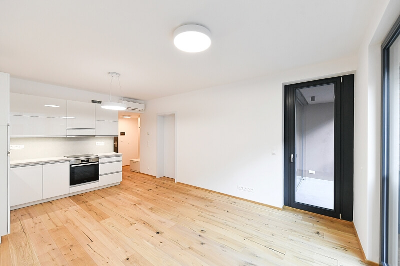 Sokolovská, Karlín - Prague 8 | Rent, Apartment One-bedroom (2+kk), 49 m²
