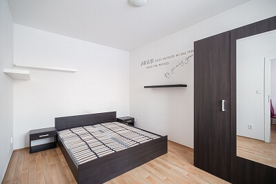V Honech, Klecany - Praha-východ | Sale, Apartment Two-bedroom (3+kk), 71 m²