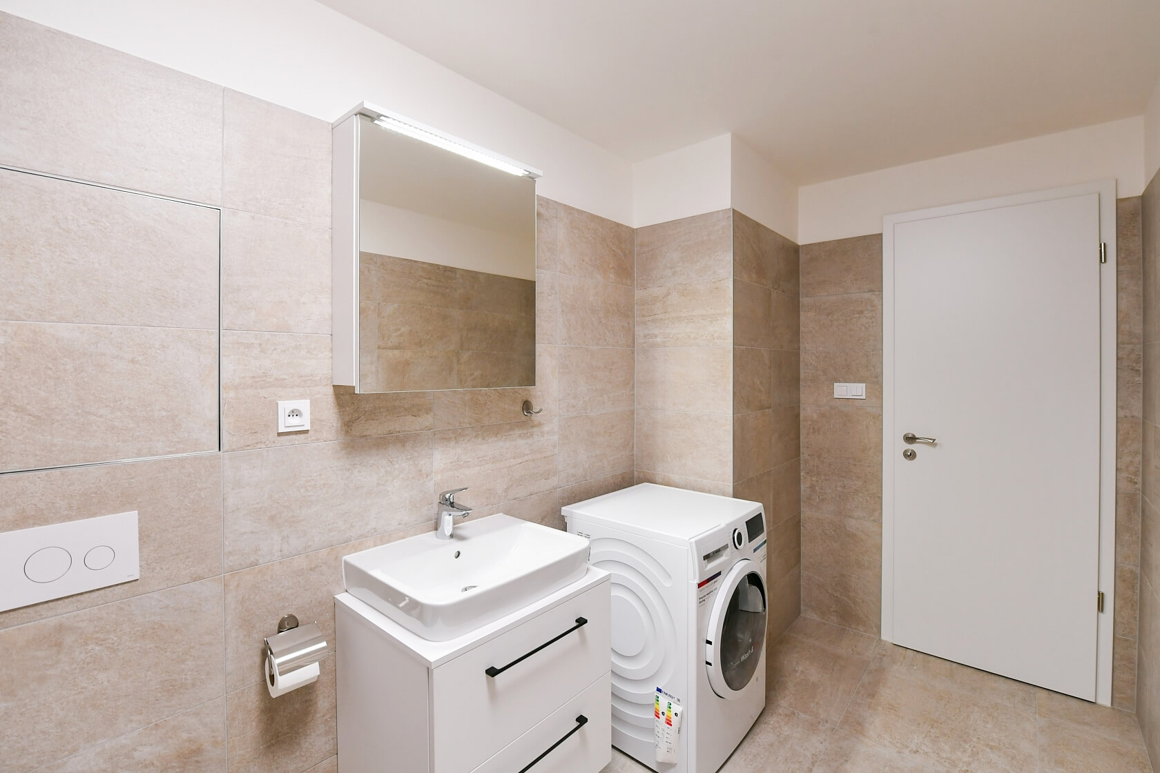 Mezi Vodami, Modřany - Praha 4 | Pronájem, Byt 2+kk, 66 m²