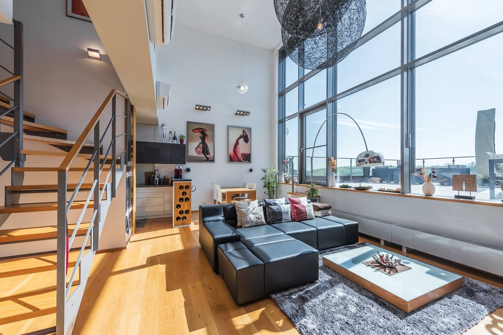 Mezitraťová, Hrdlořezy - Praha 9 | Prodej, Byt 3+kk, 162 m²