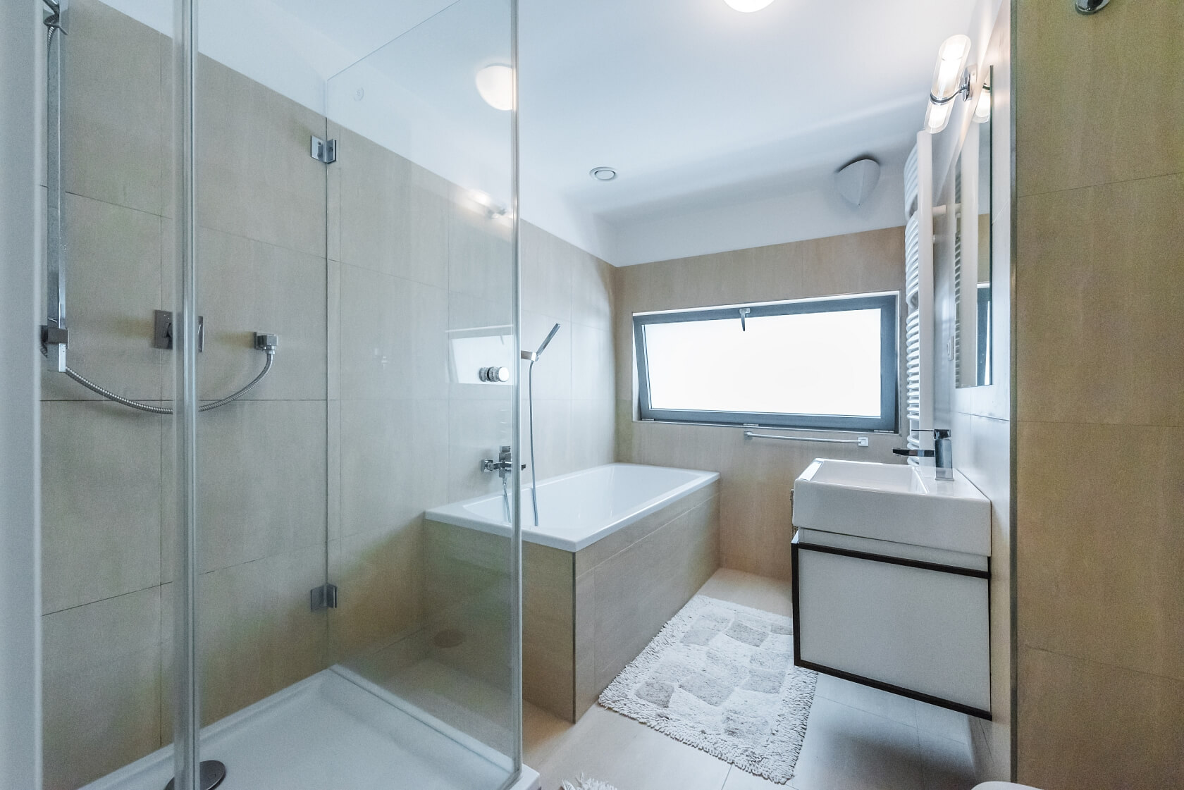 Mezitraťová, Hrdlořezy - Prague 9 | Sale, Apartment Two-bedroom (3+kk), 162 m²