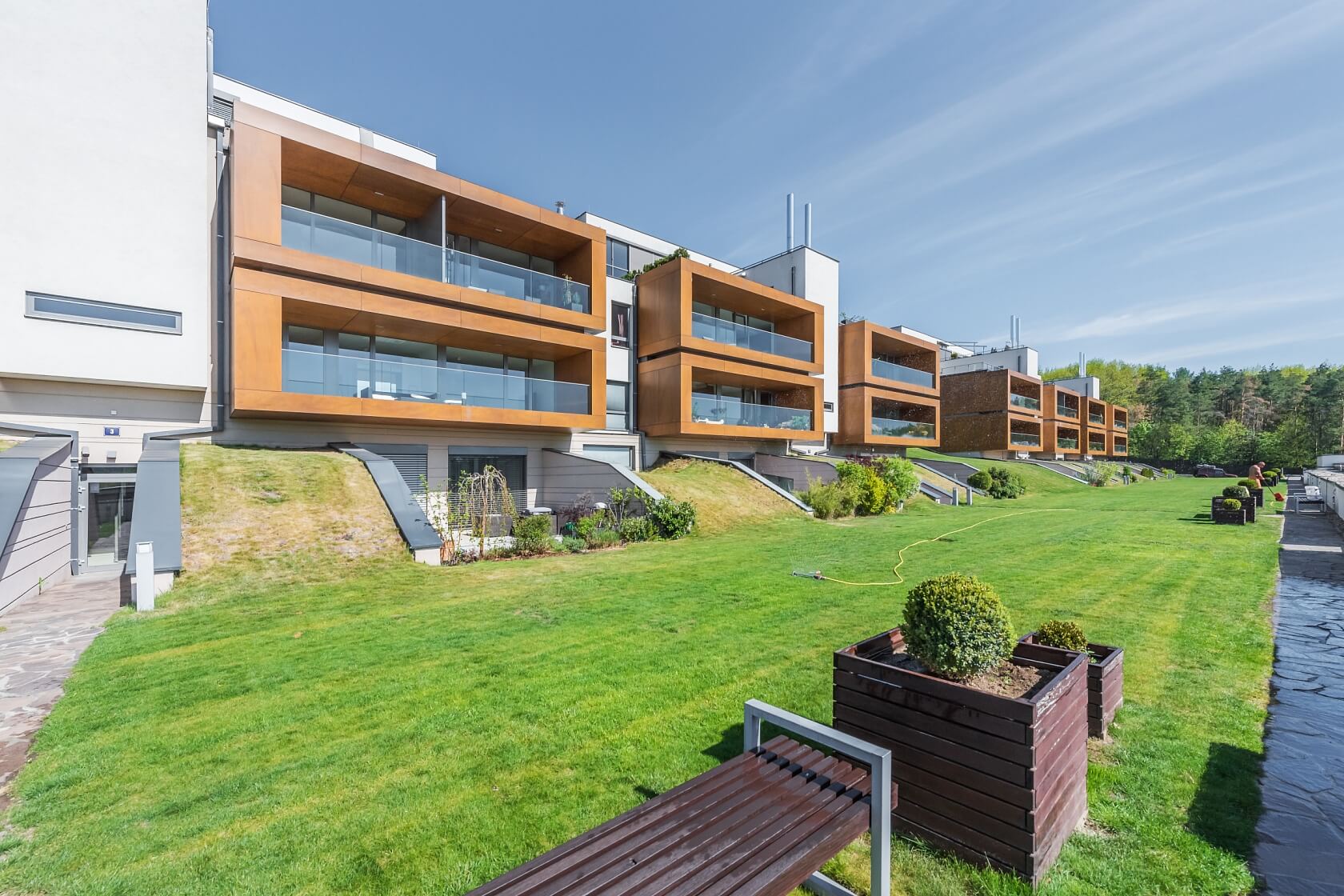 Mezitraťová, Hrdlořezy - Prague 9 | Sale, Apartment Two-bedroom (3+kk), 162 m²