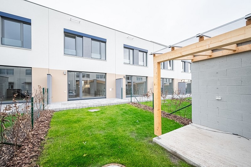 Oldřichovská, Ďáblice - Prague 8 | Rent, House Three-bedroom (4+kk), 120 m²