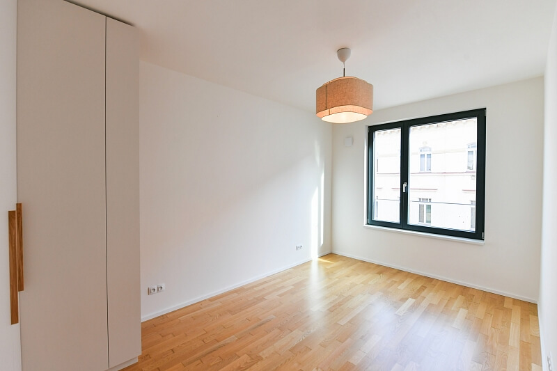 Krásova, Žižkov - Prague 3 | Rent, Apartment Two-bedroom (3+kk), 82 m²