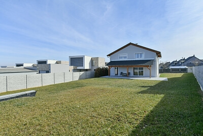 V Hlinišťatech, Vysoký Újezd - Beroun | Pronájem, Rodinný dům 5+kk, 213 m²