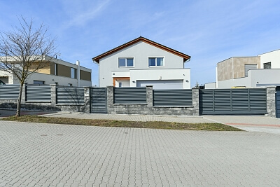 V Hlinišťatech, Vysoký Újezd - Beroun | Rent, House Four-bedroom (5+kk), 213 m²