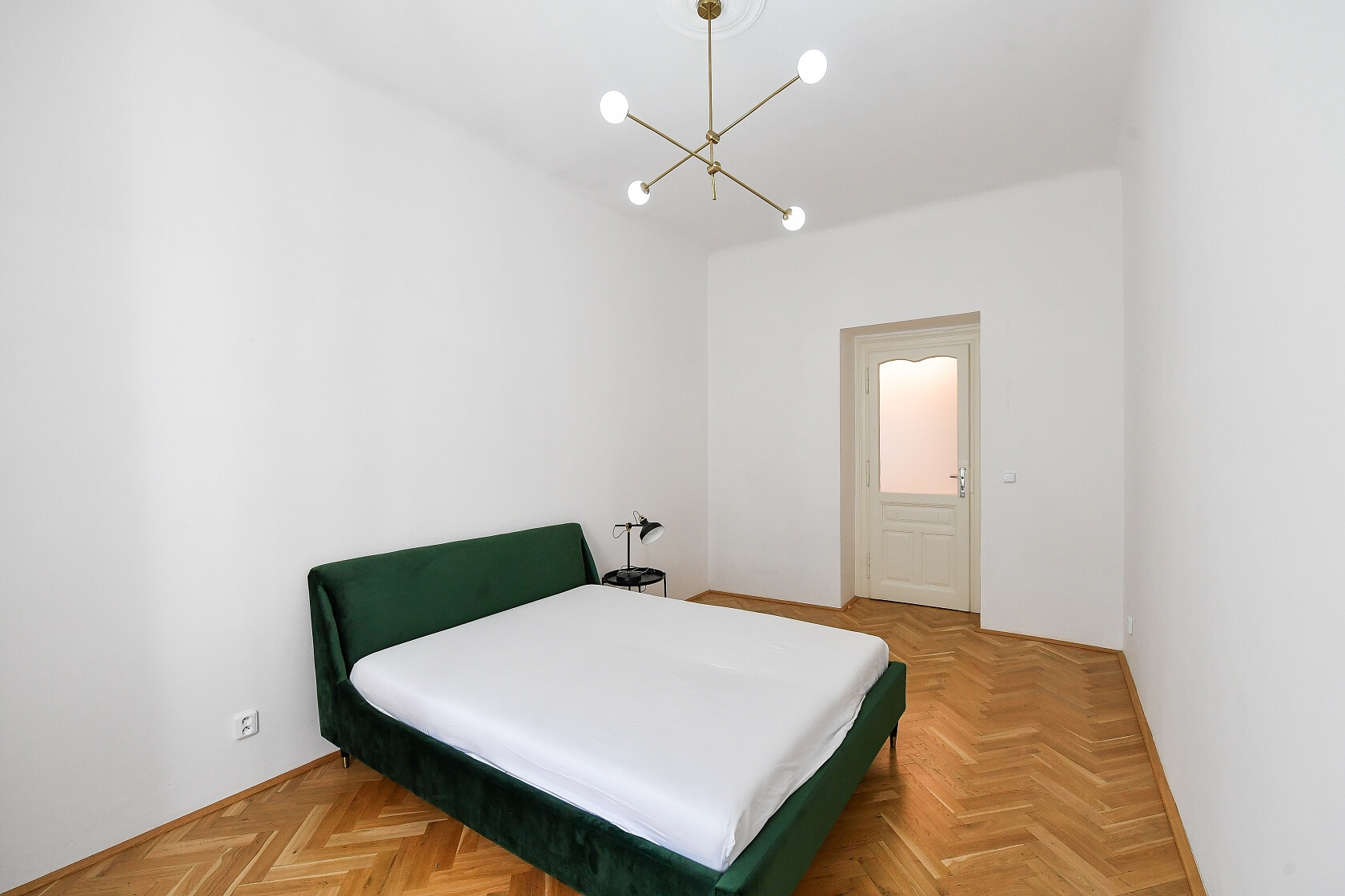 Ovenecká, Bubeneč - Praha 7 | Pronájem, Byt 3+kk, 84 m²