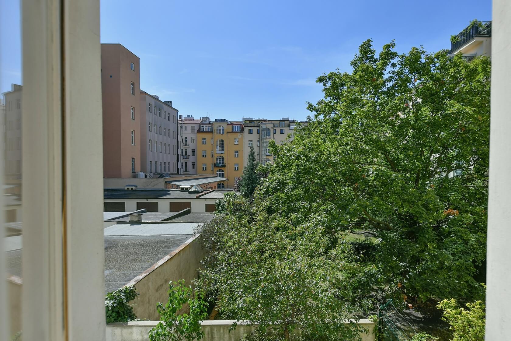 Šumavská, Vinohrady - Prague 2 | Rent, Apartment One-bedroom (2+kk), 61 m²