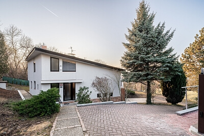 Nad Lomem, Braník - Praha 4 | Pronájem, Rodinný dům 4+1, 184 m²