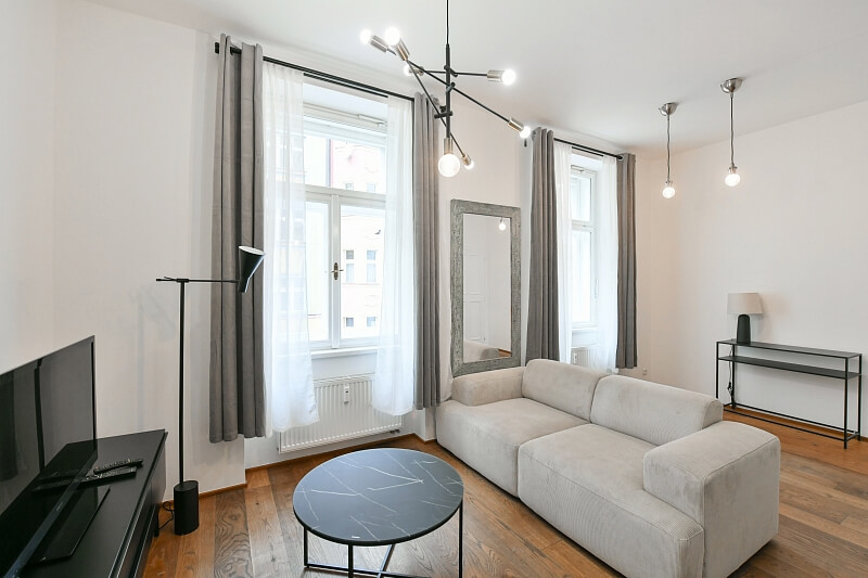Kubelíkova, Žižkov - Prague 3 | Rent, Apartment One-bedroom (2+kk), 62 m²