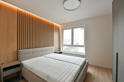 Kolmanova, Modřany - Prague 4 | Rent, Apartment Three-bedroom (4+kk), 109 m²