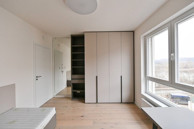 Kolmanova, Modřany - Praha 4 | Pronájem, Byt 4+kk, 109 m²