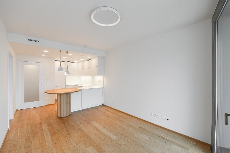 Šiklové, Smíchov - Prague 5 | Rent, Apartment One-bedroom (2+kk), 57 m²