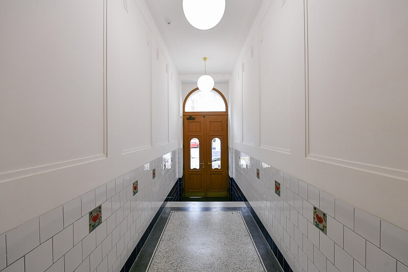 Na spojce, Vršovice - Prague 10 | Rent, Apartment One-bedroom (2+kk), 42 m²