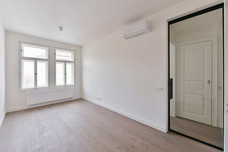 Na spojce, Vršovice - Prague 10 | Rent, Apartment One-bedroom (2+kk), 42 m²