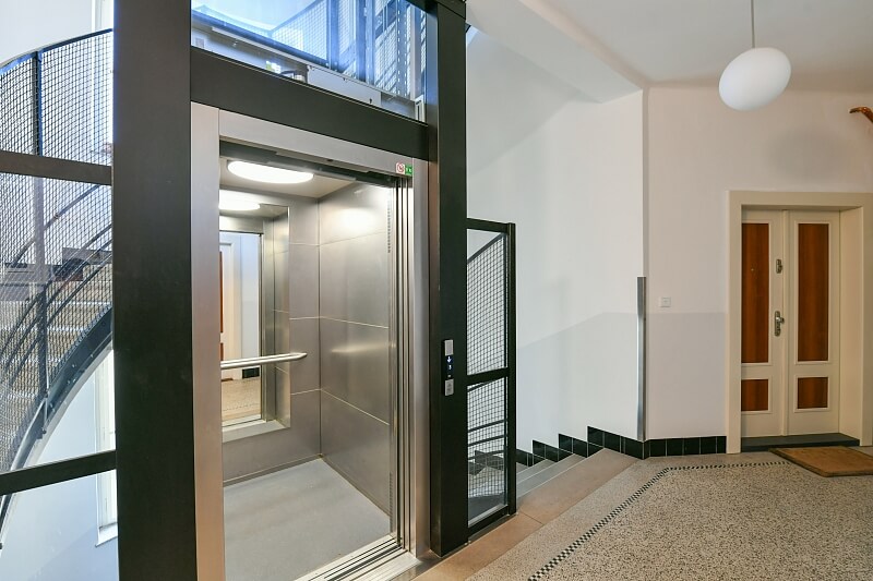 Zelená, Bubeneč - Prague 6 | Rent, Apartment One-bedroom (2+1), 70 m²