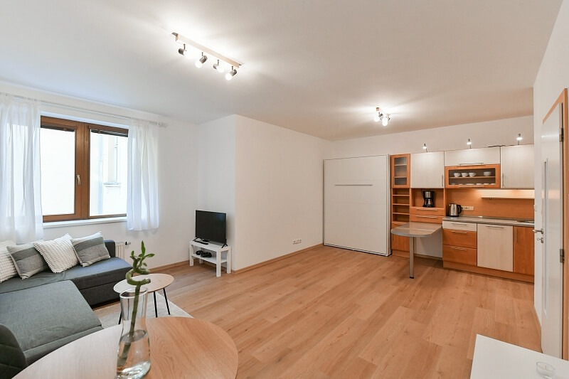 Lublaňská, Vinohrady - Prague 2 | Rent, Apartment Studio (1+kk), 38 m²