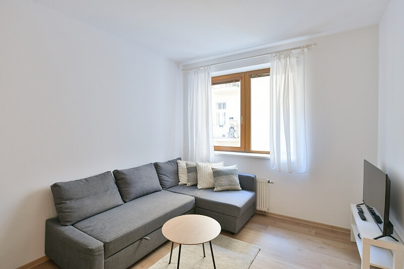 Lublaňská, Vinohrady - Prague 2 | Rent, Apartment Studio (1+kk), 38 m²