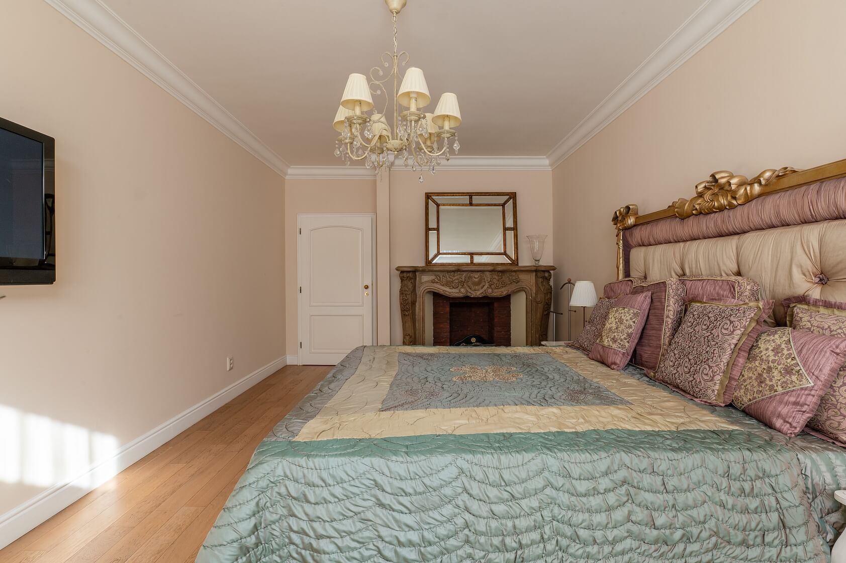 Bratislavský kraj, Staré Mesto - Bratislava I | Pronájem, Byt 4+kk, 178 m²