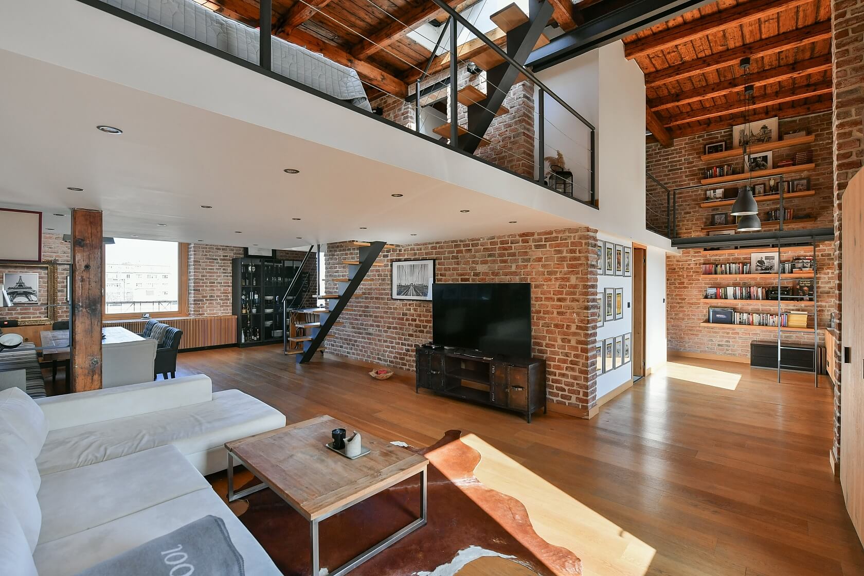 Bartoškova, Nusle - Prague 4 | Rent, Apartment Two-bedroom (3+kk), 250 m²