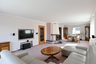 Za Křížkem, Slivenec - Prague 5 | Sale, House Three-bedroom (4+1), 215 m²