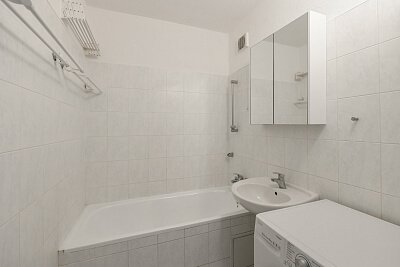 Děčínská, Střížkov - Prague 9 | Sale, Apartment One-bedroom (2+kk), 49 m²