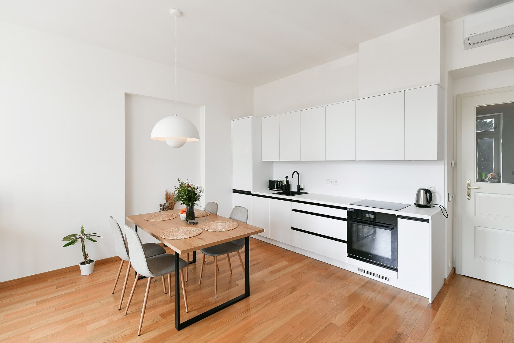 Dykova, Vinohrady - Praha 10 | Pronájem, Byt 2+kk, 66 m²