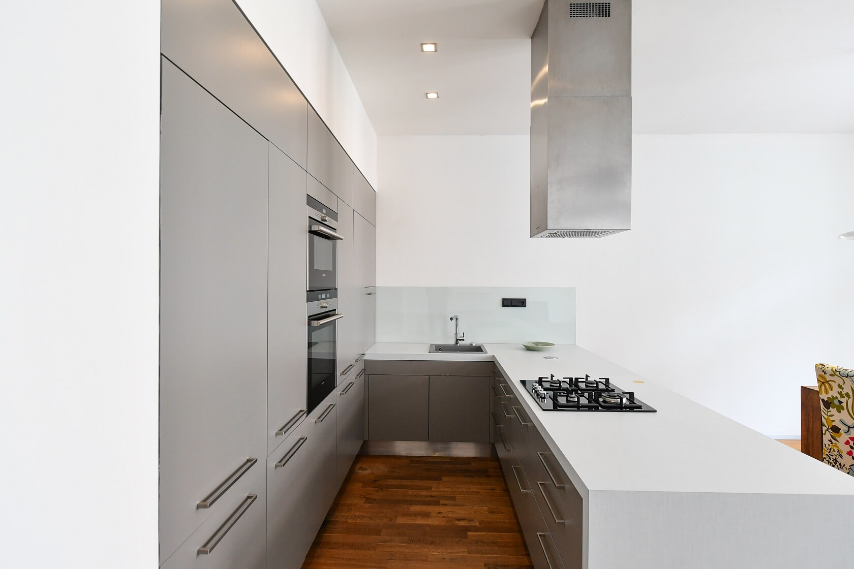 Eliášova, Bubeneč - Praha 6 | Pronájem, Byt 2+kk, 97 m²