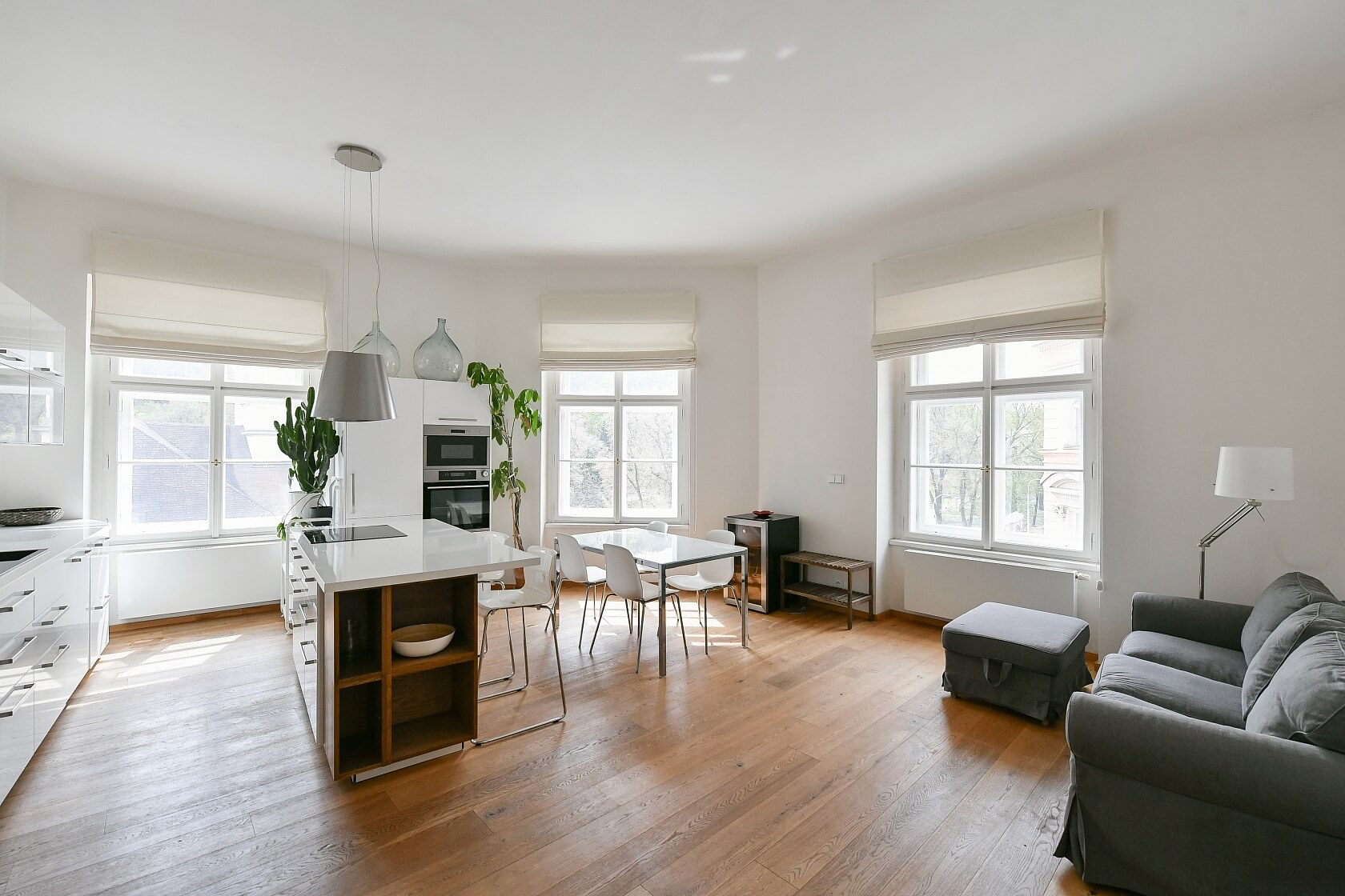 Plzeňská, Smíchov - Praha 5 | Pronájem, Byt 3+kk, 80 m²