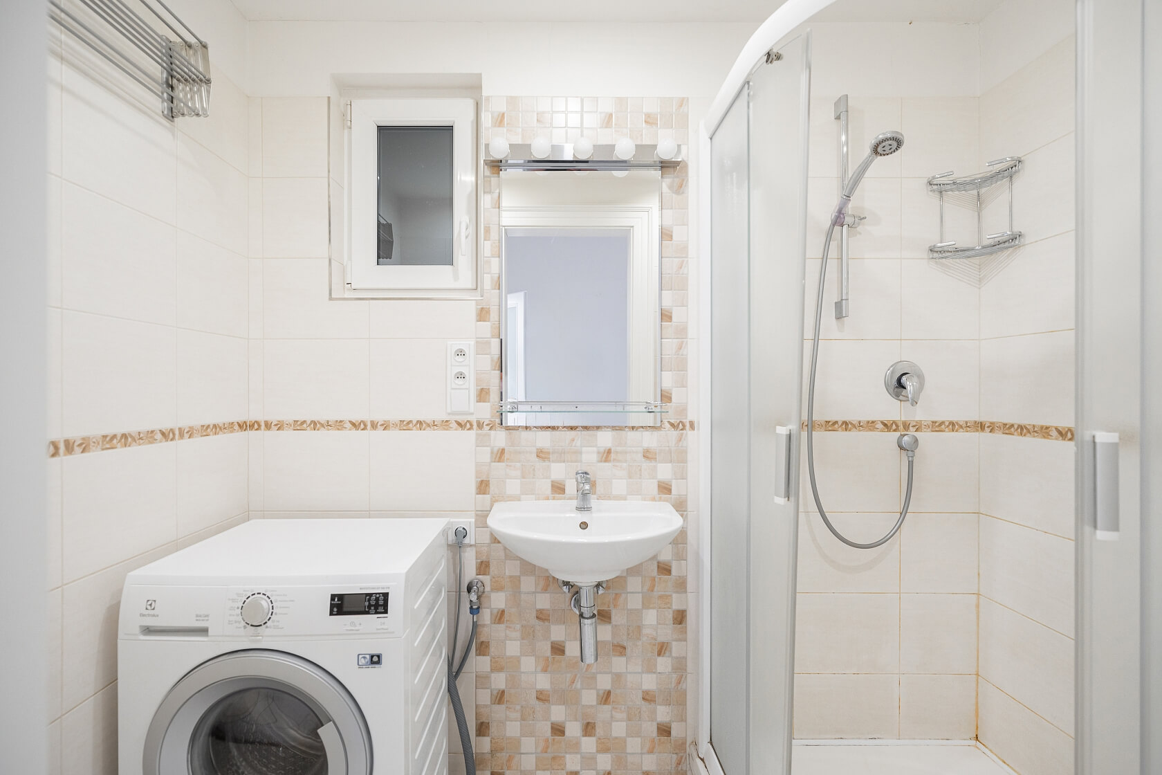 Moravská, Vinohrady - Prague 2 | Rent, Apartment One-bedroom (2+1), 88 m²