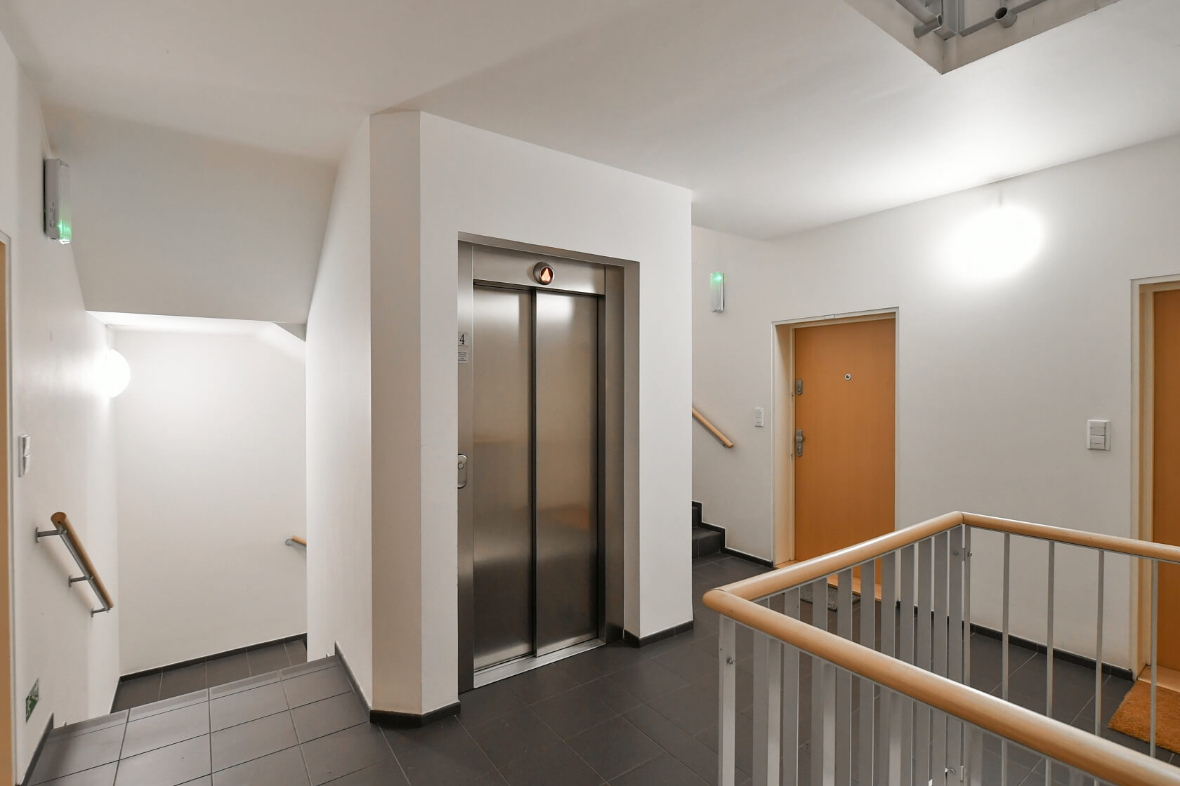 Pod Kapličkou, Žižkov - Praha 3 | Prodej, Byt 4+kk, 149 m²