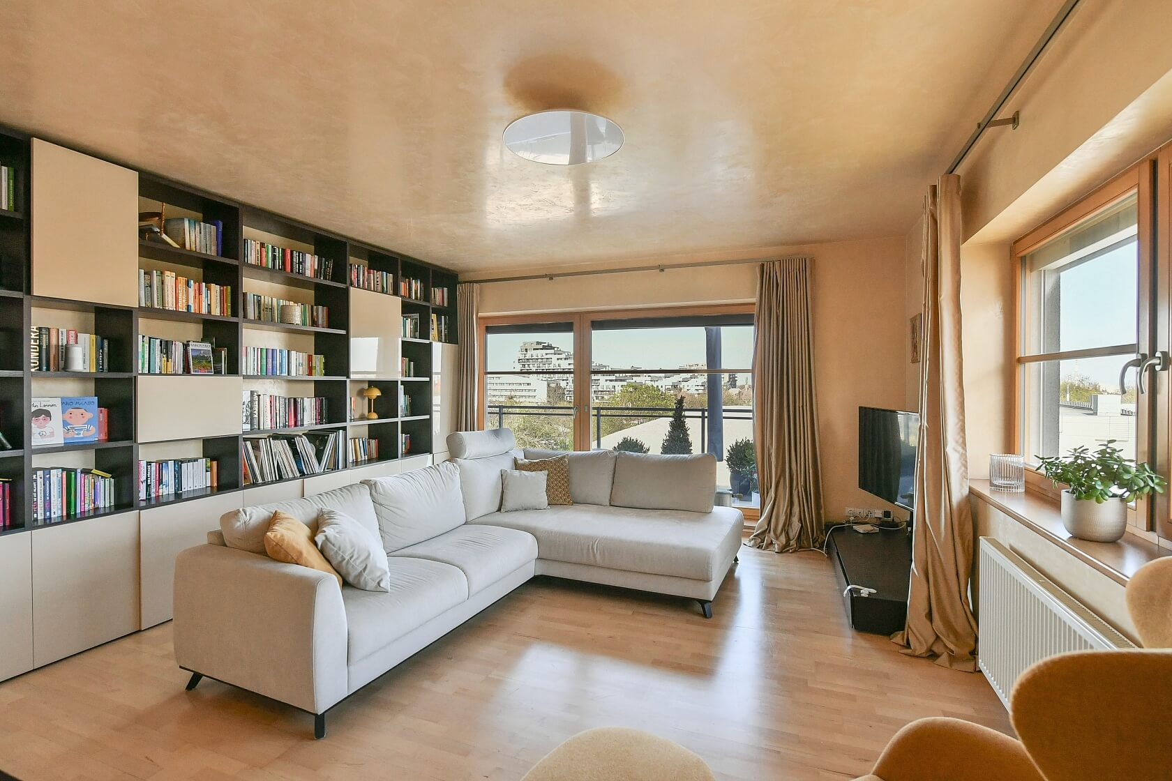 Pod kapličkou, Žižkov - Prague 3 | Sale, Apartment Three-bedroom (4+kk), 149 m²