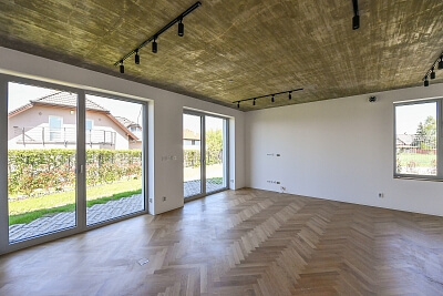 Racková, Jesenice - Praha-západ | Sale, House One-bedroom (2+kk), 55 m²