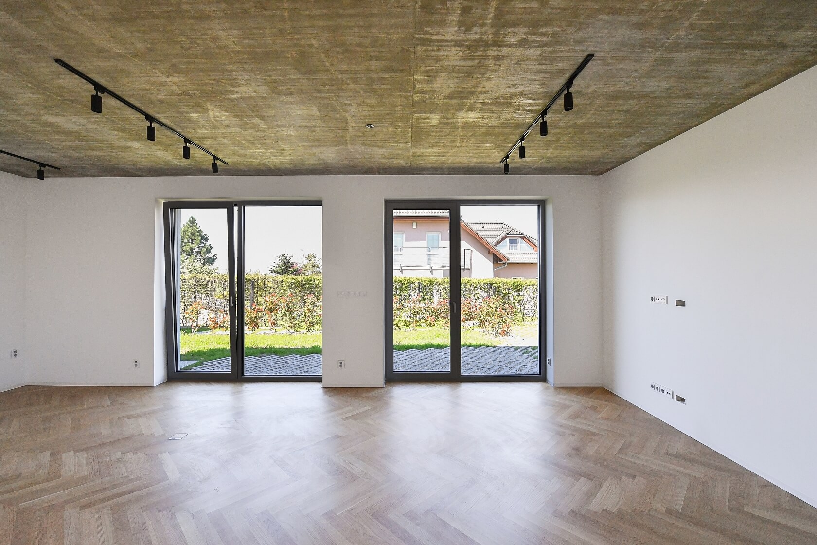 Racková, Jesenice - Praha-západ | Sale, Apartment One-bedroom (2+kk), 55 m²